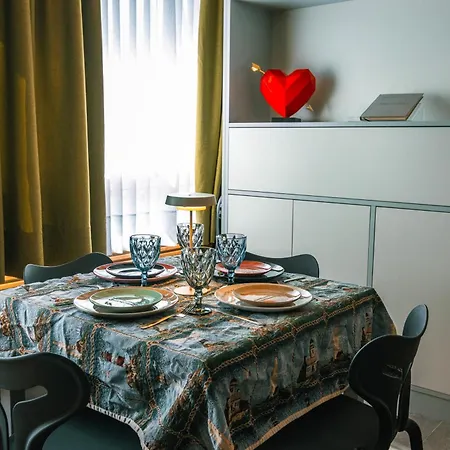 Yumbo Iguazu Luxury